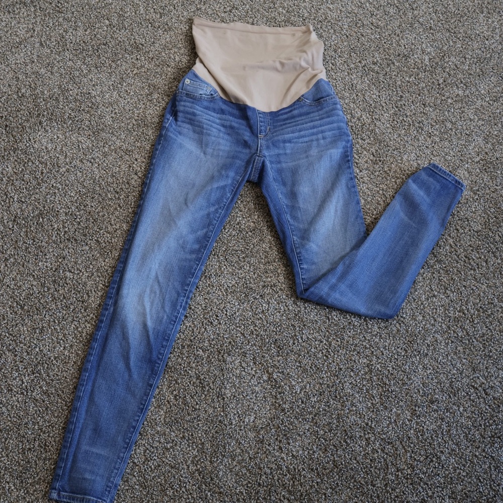 A Pea in the Pod High Rise Blue Jeans